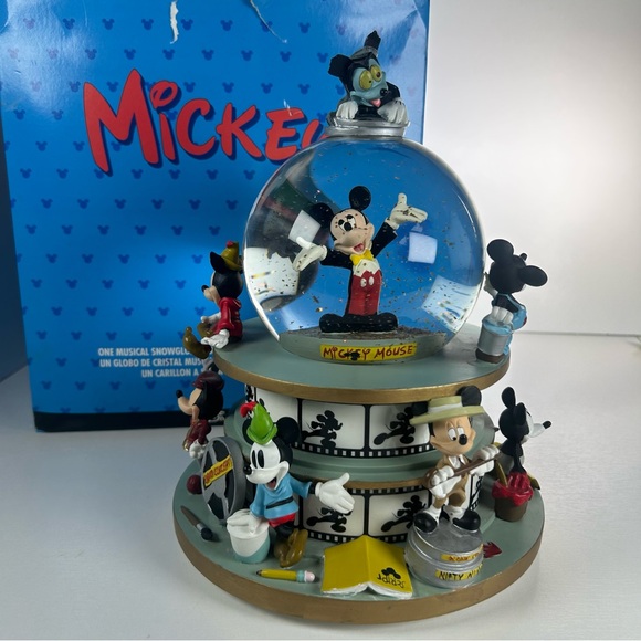 Disney Through The Years Mickey Mouse Club Match Musical Snow Globe W/Box Works - Picture 1 of 10